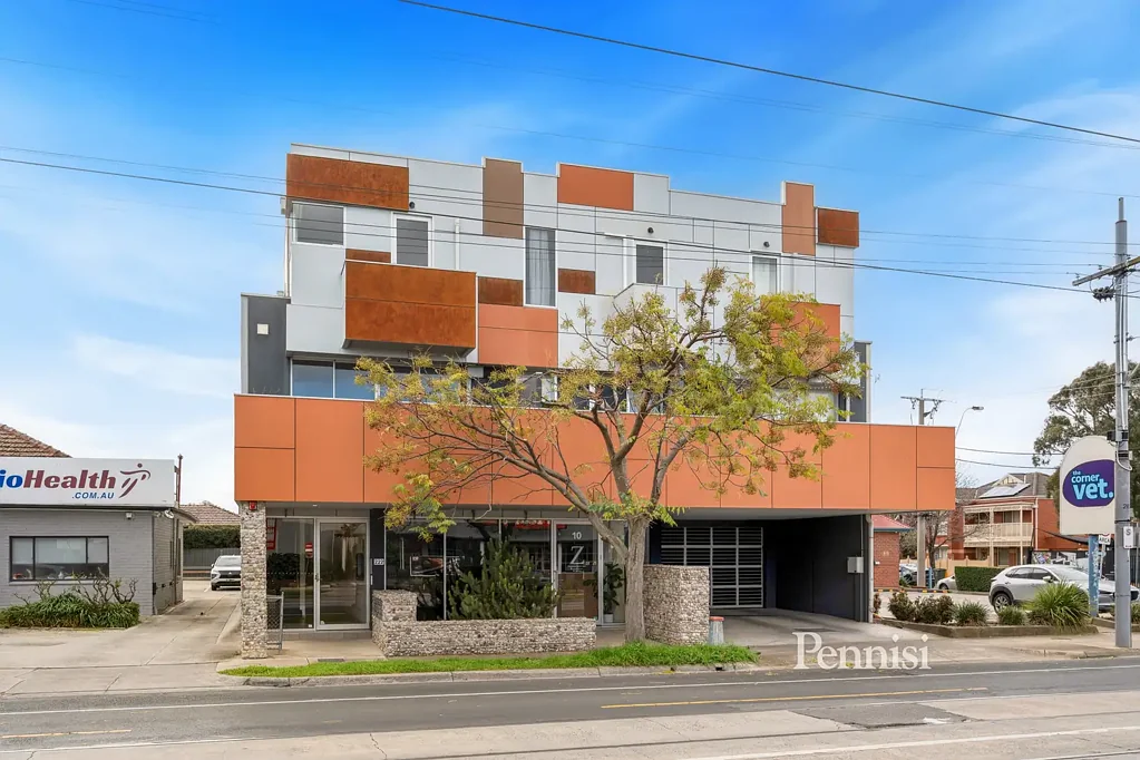 Essendon North 2Kwarto Private Sale – Proudly Offered by Pennisi