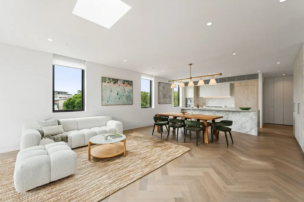 Rose Bay 3chambre Brand New Top Floor Residence in Heart of Rose Bay