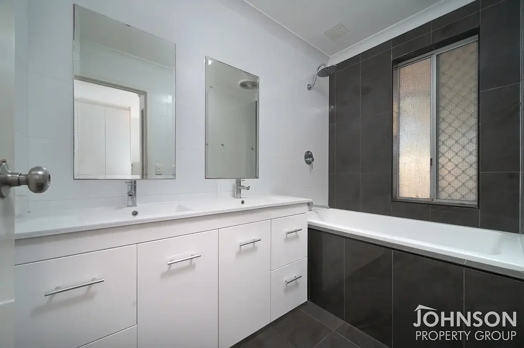 7 Mynas Grove, Ballajura, WA 6066
