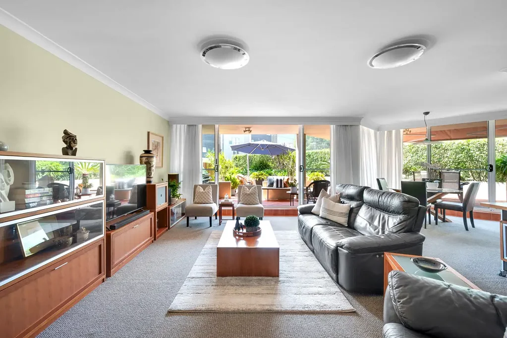 Wollongong 3 Bedroom Rare ground floor apartment with expansive wraparound terrace