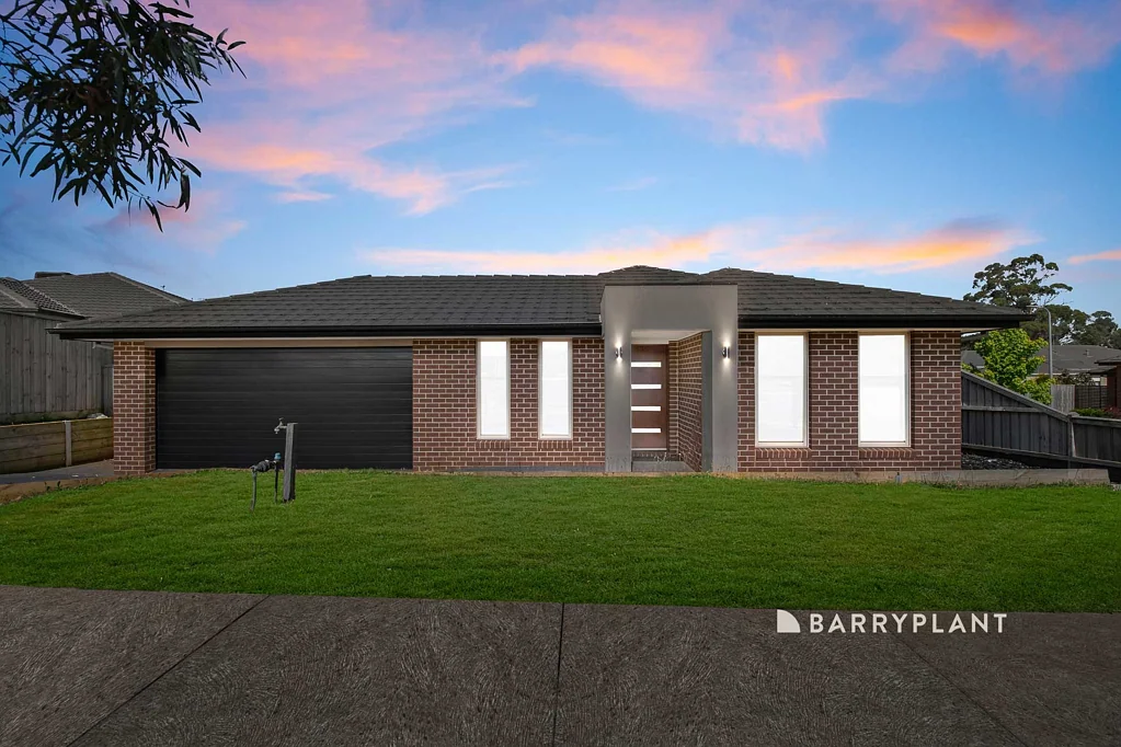12 Bailey Road, Warragul, VIC 3820