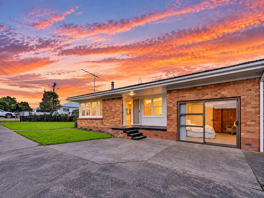 Manurewa 2房  Renovated, Reliable & Ready