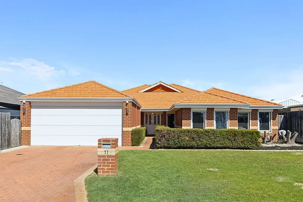 11 Fewson Turn, Ellenbrook, WA 6069