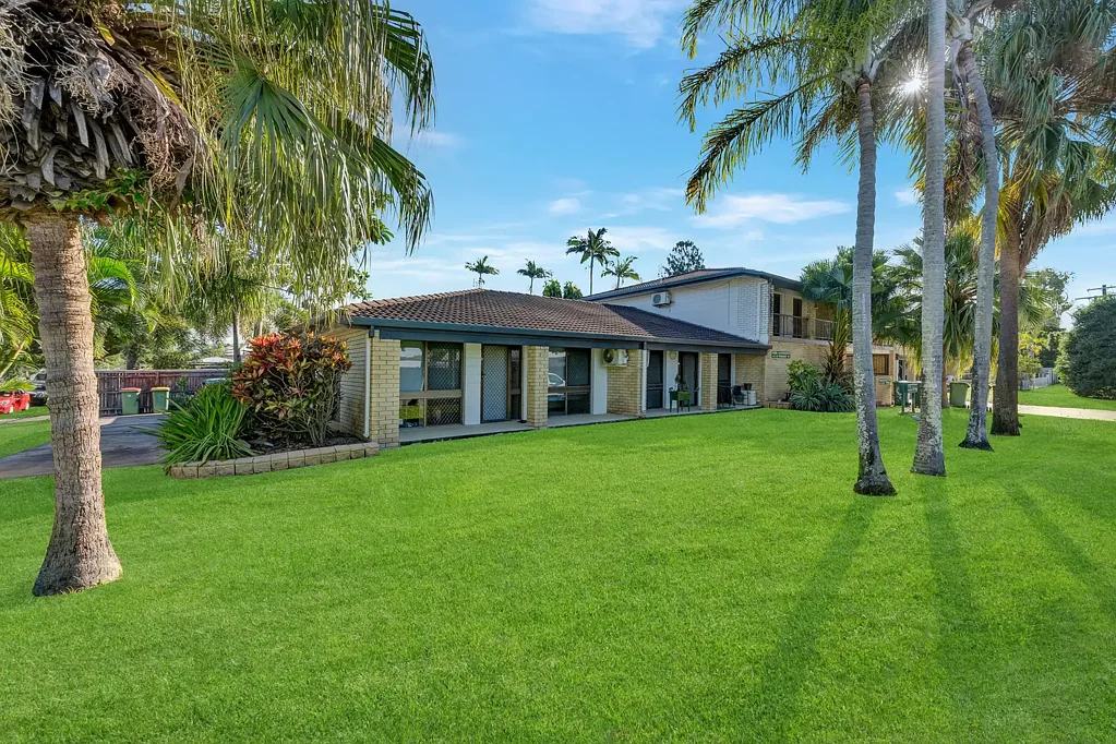 Rosslea 12 Bedroom Rare Investment Opportunity - Block of 6 Units Opposite Townsville Golf Club
