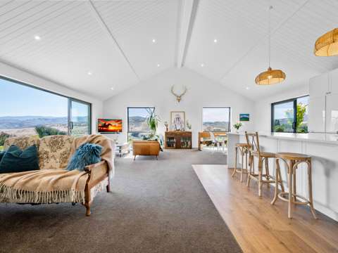 Bannockburn 3房  Motivated vendors - luxury lifestyle opportunity!