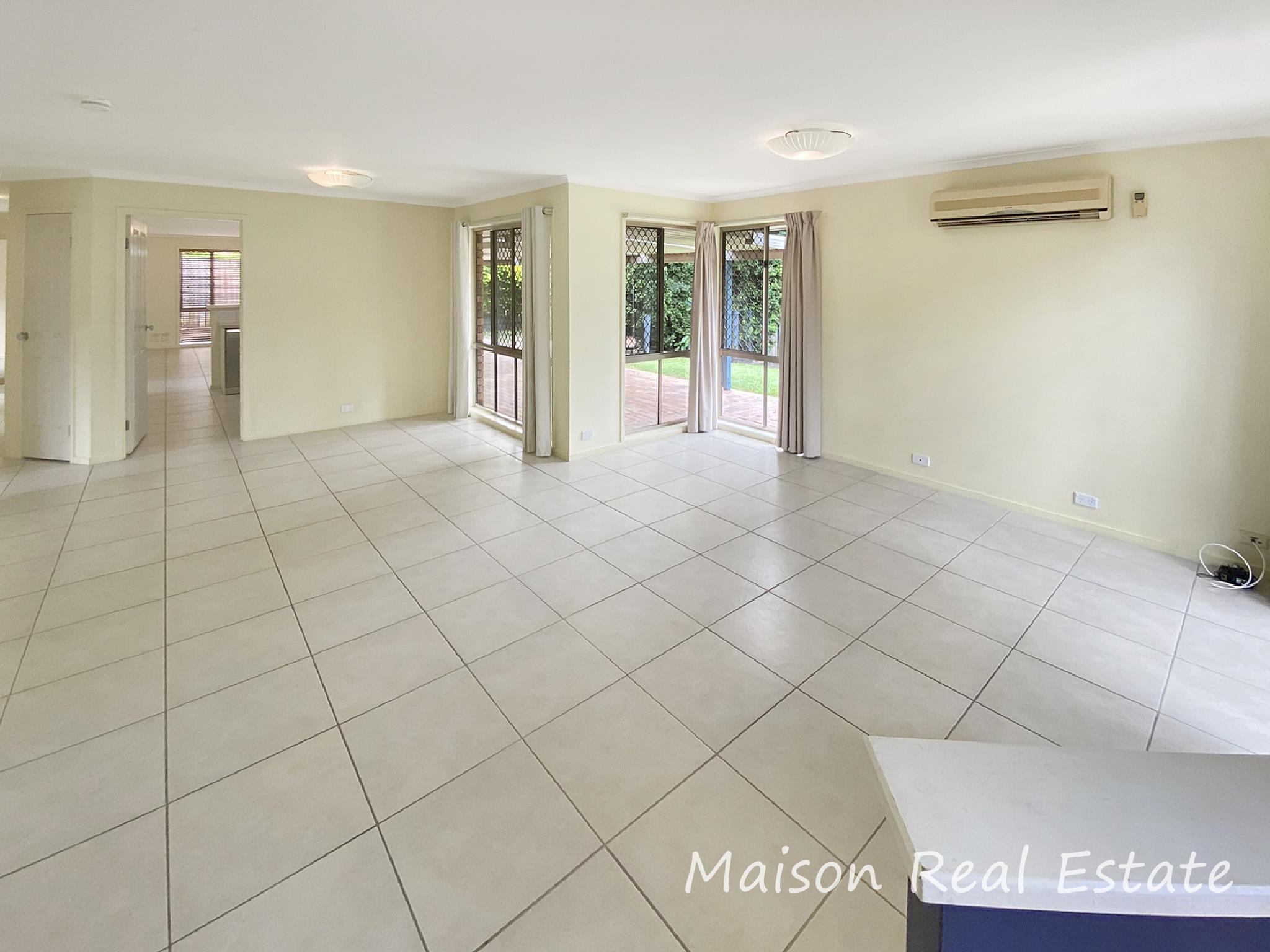 12 AVONDALE RD, SINNAMON PARK QLD 4073, 0 غرف, 0 حمامات, House