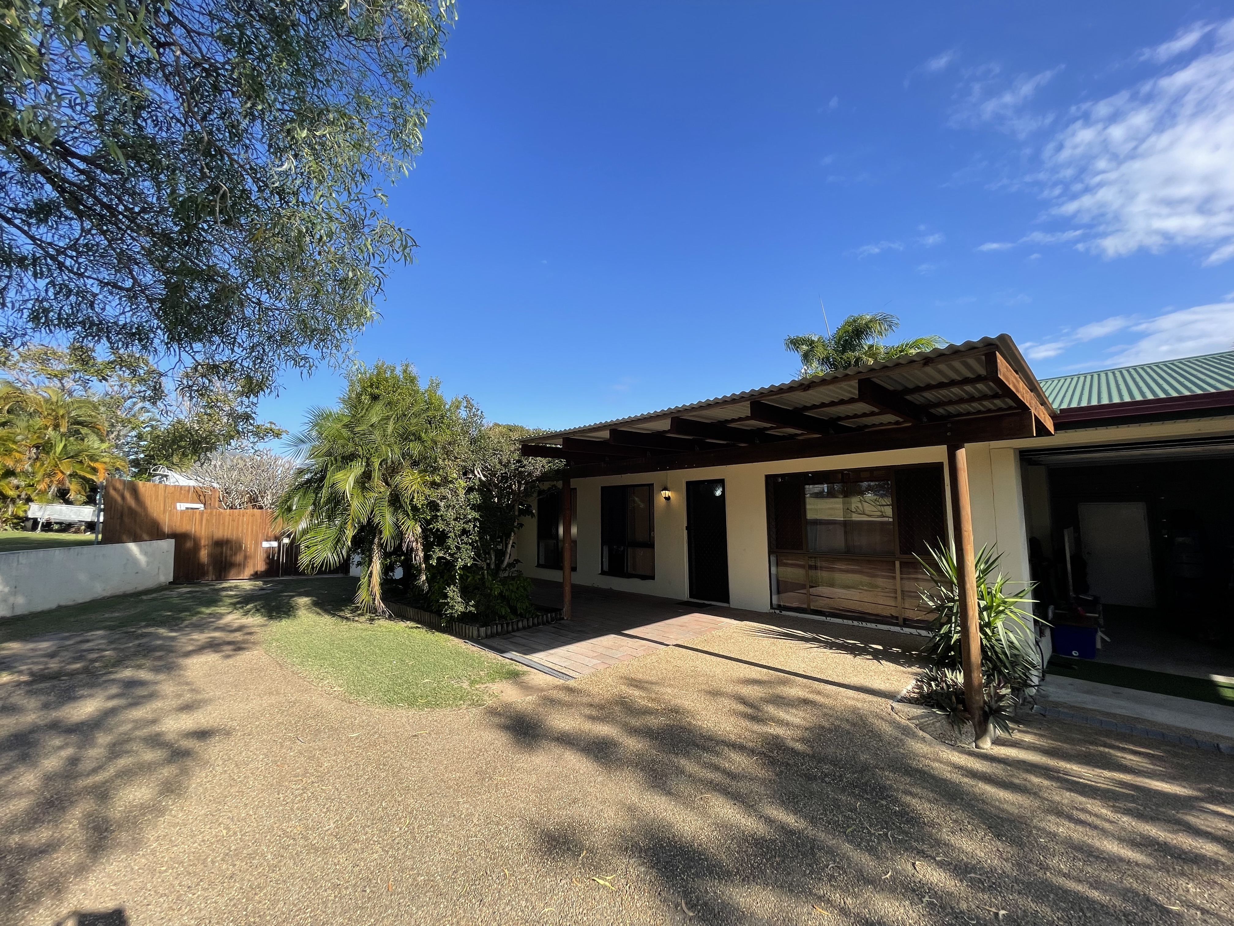 18 EDWARD ST, BOYNE ISLAND QLD 4680, 0 Schlafzimmer, 0 Badezimmer, House