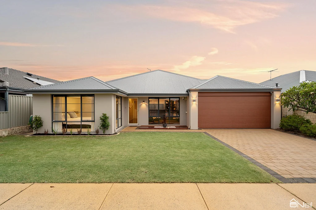 5 Cornforth Way, Piara Waters, WA 6112