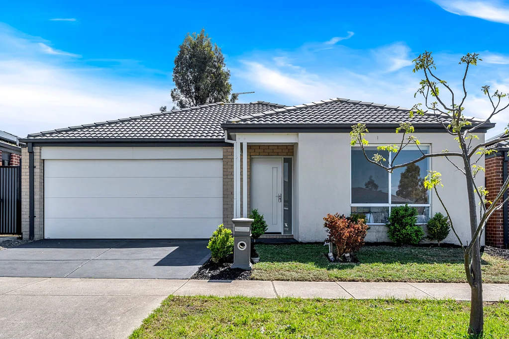 65 Streamside Drive, Craigieburn, VIC 3064