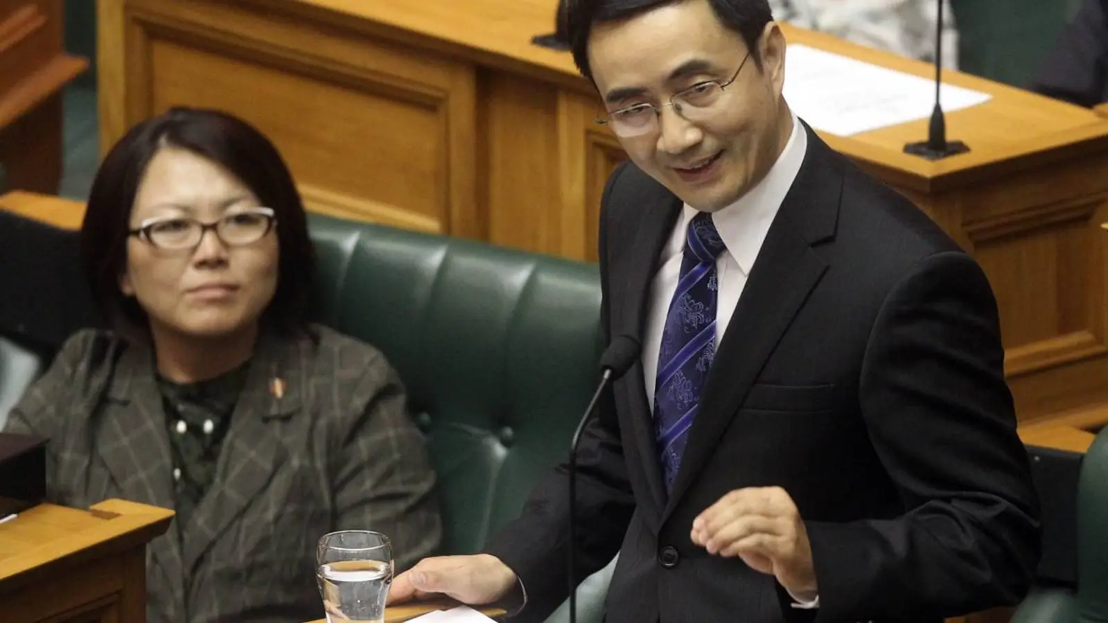 突发 | 国家党华人议员杨健将辞去党内职务,退出政坛!