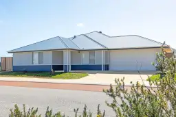 33 Middleton Boulevard, Jurien Bay