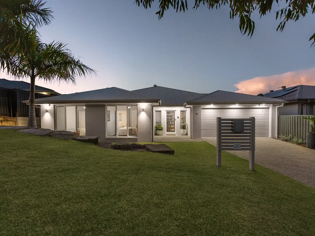 21 Conte Circuit, Augustine Heights, QLD 4300