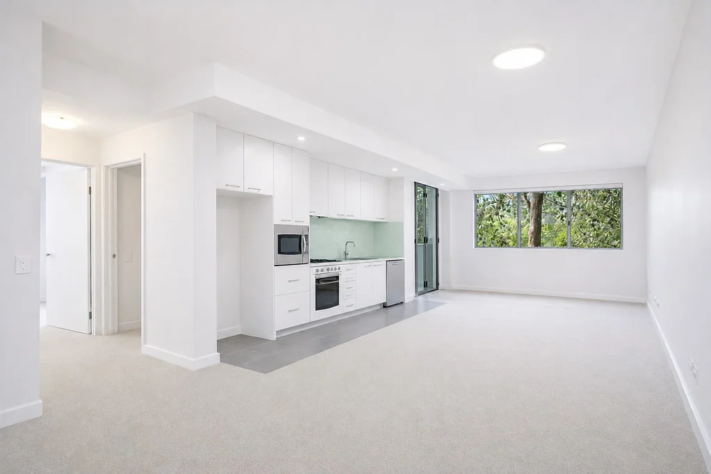 Turramurra 1 Bedroom Modern One-Bedroom Apartment in a Peaceful Turramurra Setting