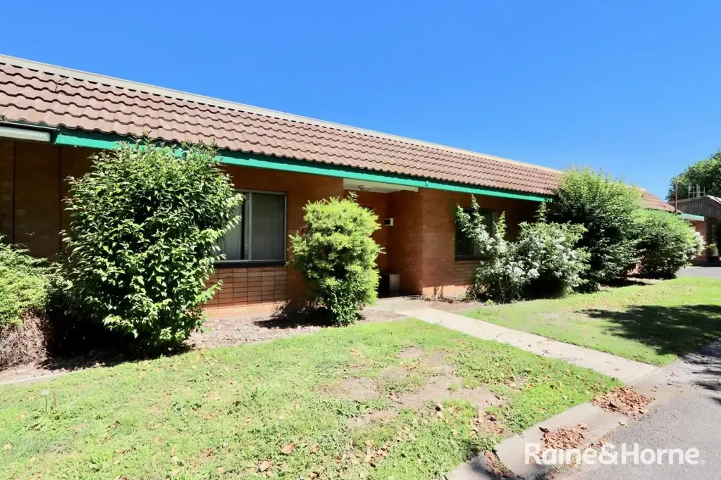 3 Bedroom Unit - Good Location - Available 23/10/25!!!!