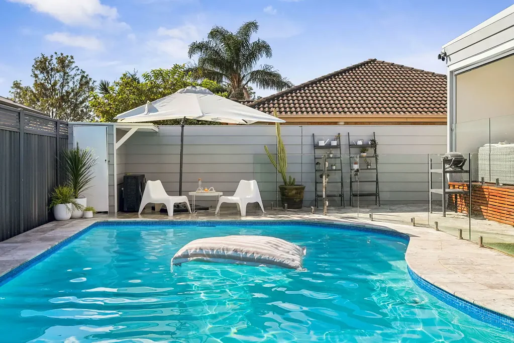 Matraville 4ਬੈੱਡਰੂਮ Private Family Sanctuary on Maroubra Border, Sun Splashed Pool & Cabana