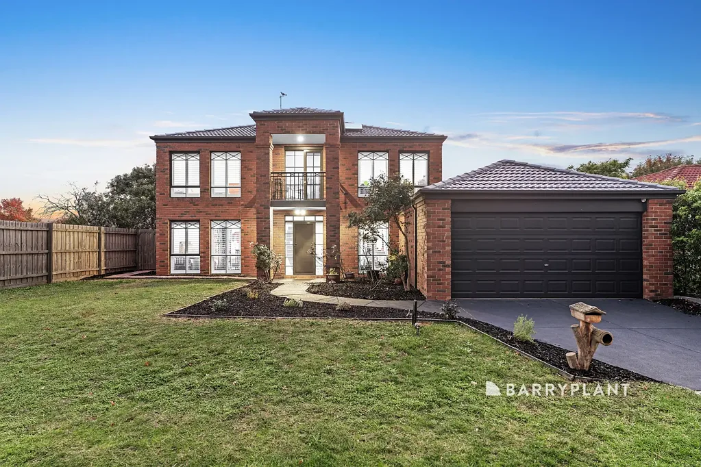 Narre Warren South 5Moenga A Family Masterpiece with Exceptional Space