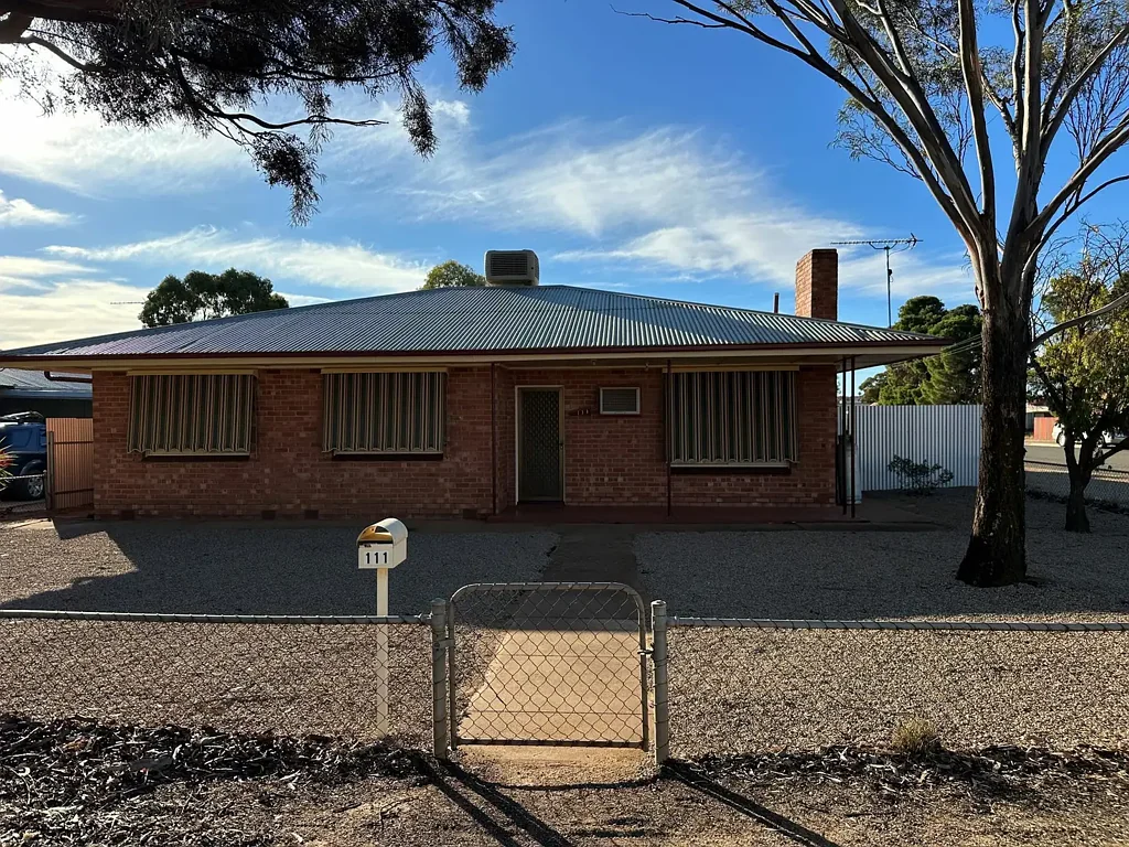 111 Hill St W, Peterborough, SA 5422