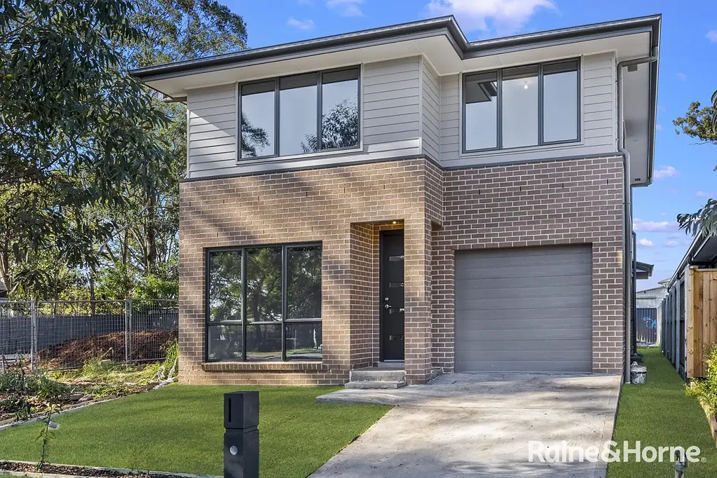 Contemporary Luxury Meets Family Living