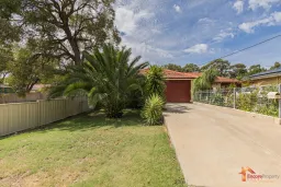 12 Gellibrand Road, Orelia