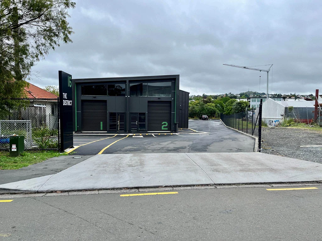 Penrose 219M² NEW WAREHOUSE WITH VACANT POSSESSION