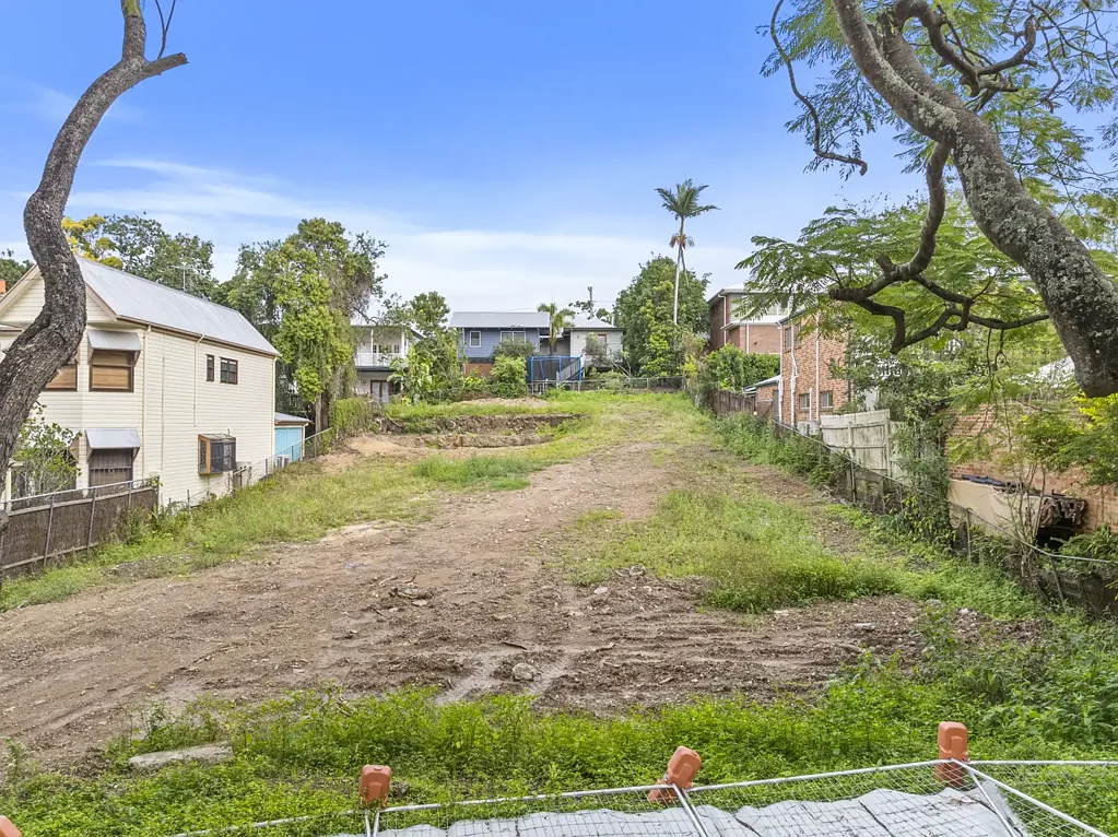 Indooroopilly 4部屋 DA APPROVED DEVELOPMENT SITE - 2 REGISTERABLE LOTS IN BLUE-CHIP INDOOROOPILLY