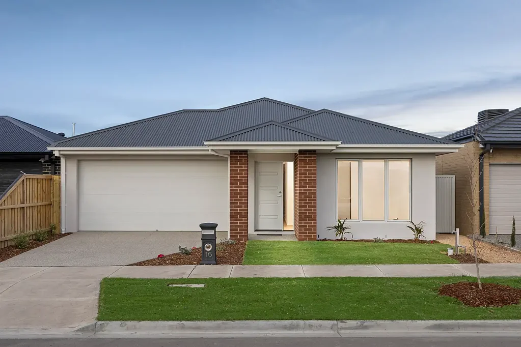 Sunbury 4 Bedroom Modern Comfort in the Heart of Kingsfield Estate