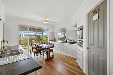 6 Bates Street, Boonooroo, QLD 4650, 3 Bedrooms, 2 Bathrooms, House
