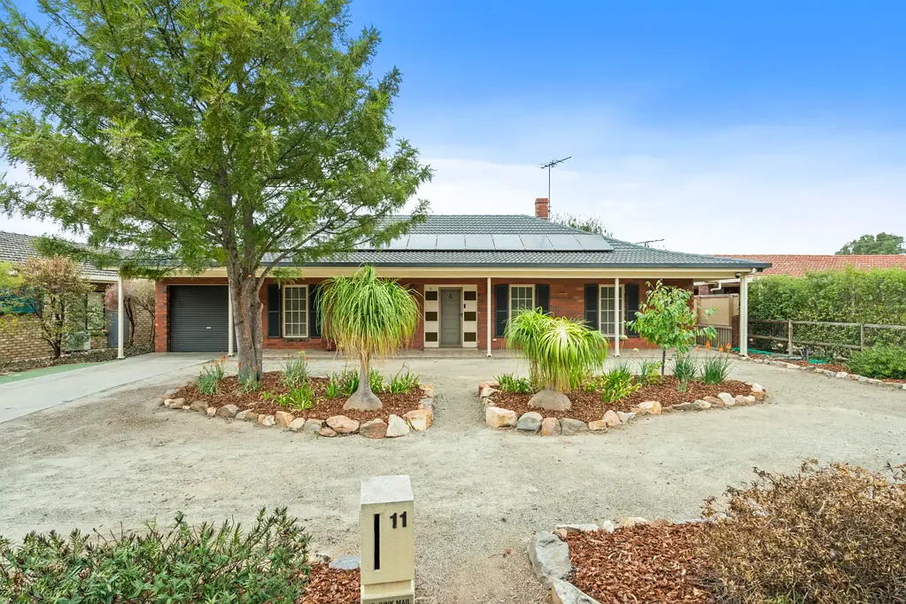 11 Fairfield Drive, Strathalbyn, SA 5255
