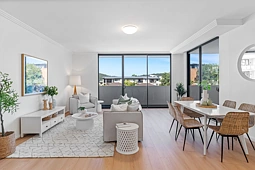 35/70 Hills Street, North Gosford