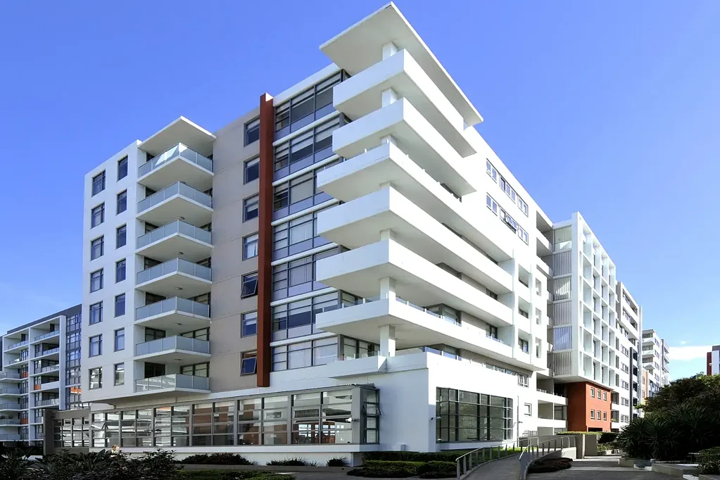 Luxury 3 Bedroom with outstanding Panoramic City Views