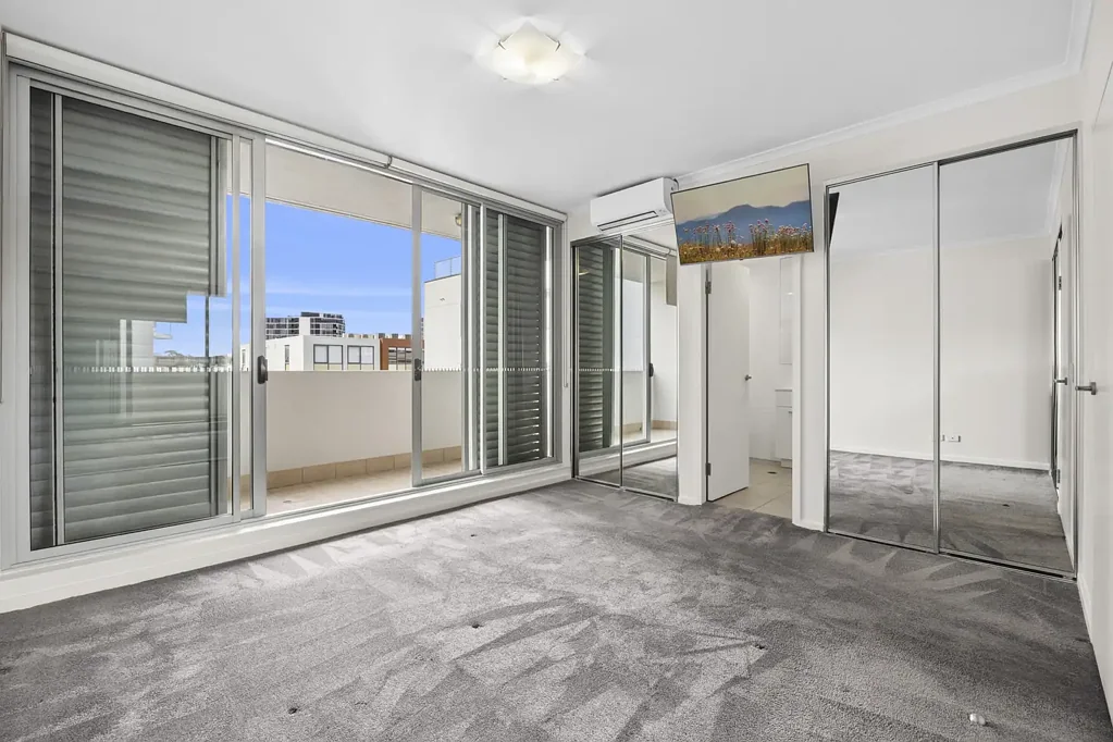 Spacious Two-Level Apartment in the Heart of Dee Why