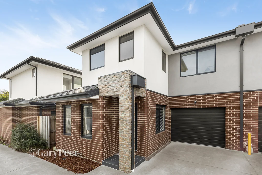 2/10 Daphne Street, Bentleigh East, VIC 3165