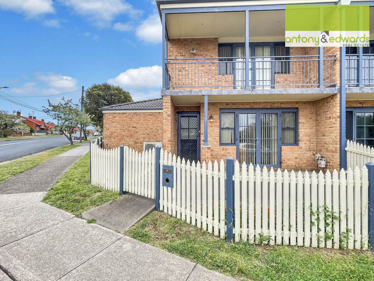 1 GLEBE AV, GOULBURN NSW 2580, 0房, 0浴, Townhouse