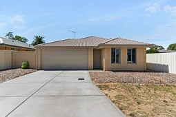 3 Peel Ct, Armadale