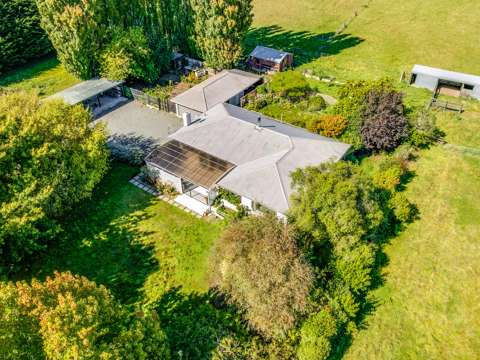 Kaiapoi 3房  Experience Tranquil Country Living in Clarkville