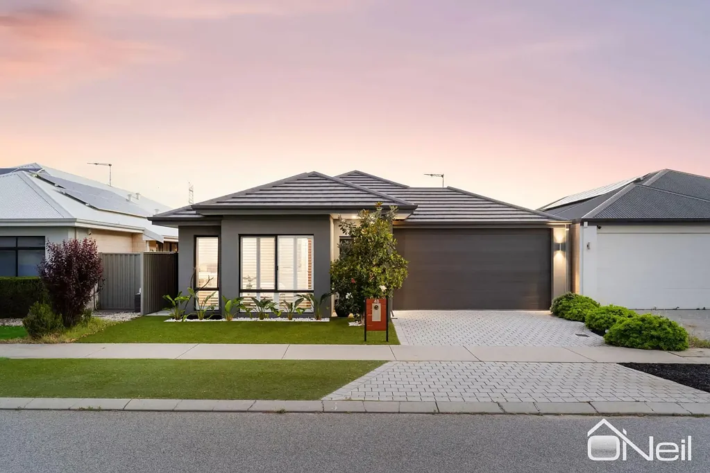 48 Fernleaf Loop, Piara Waters, WA 6112