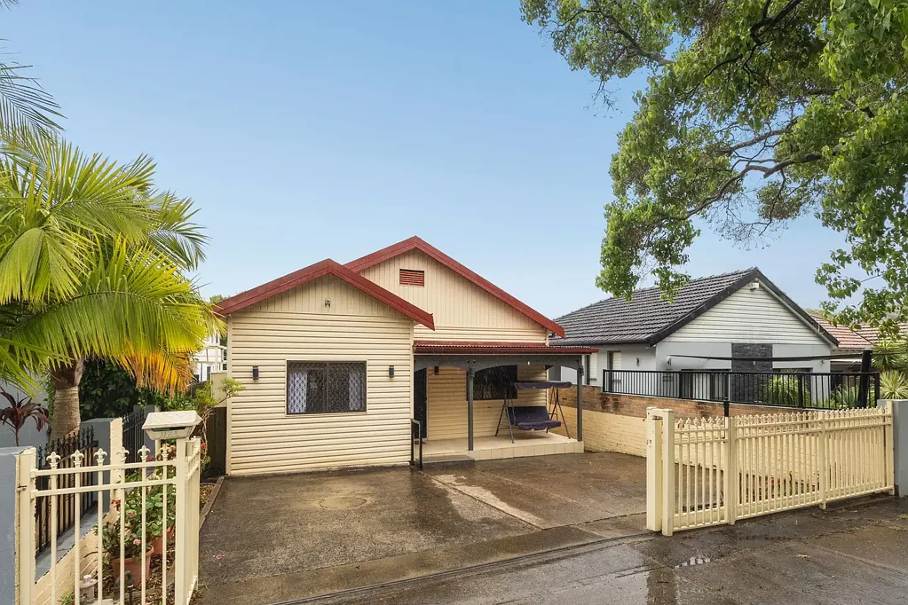 27 Ferguson Avenue, Wiley Park, NSW 2195