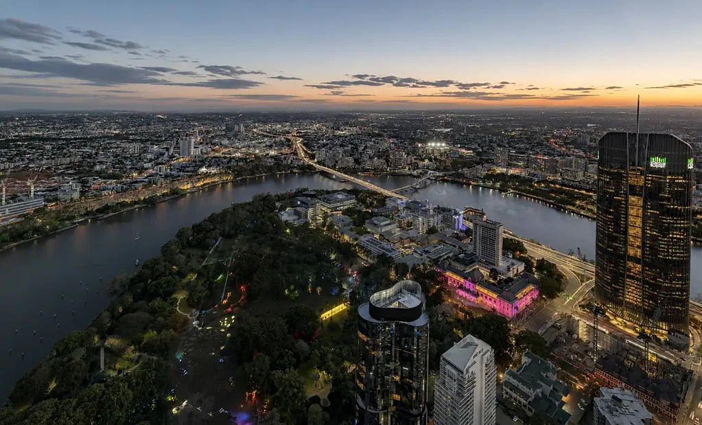 Brisbane City 3침실 The Ultimate Owner-Occupier Opportunity in SKYCITY a  Forever Home in the Sky | Apartment 6402