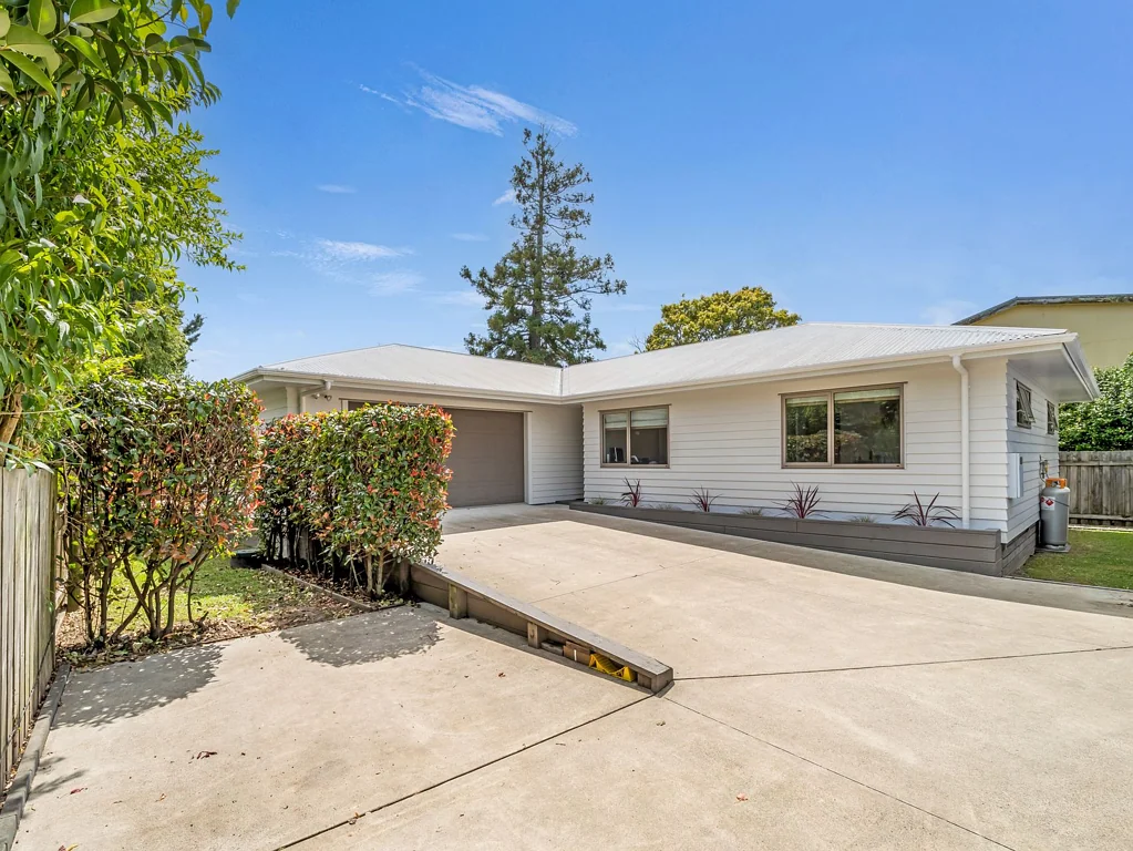 Whakatane 3 Slaapkamer Still Available - Bring Your Offers!