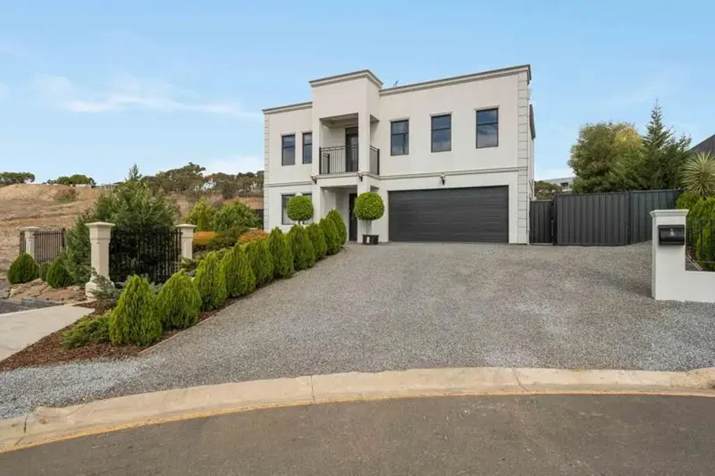 8 Chandler Grove, Greenwith, SA 5125