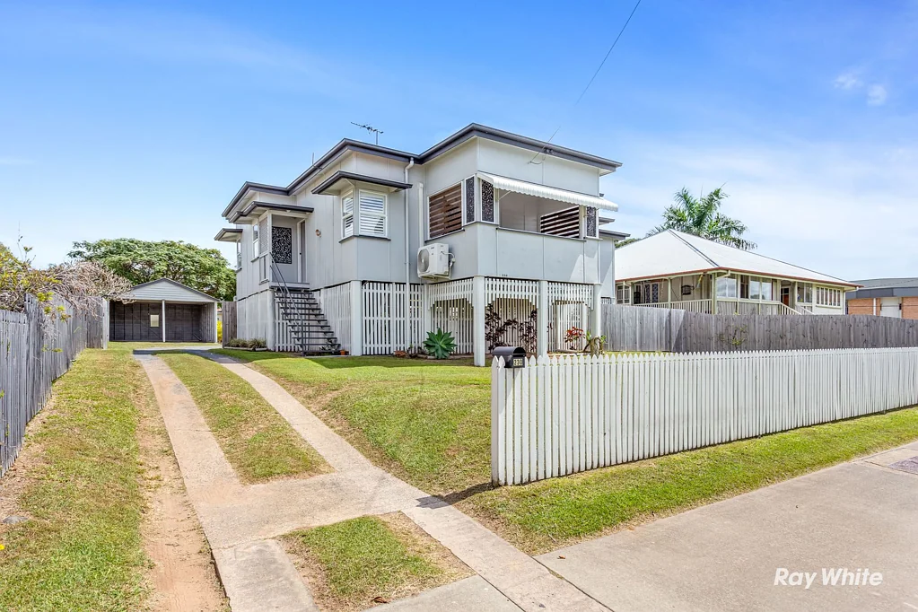 230 Upper Dawson Road, The Range, QLD 4700