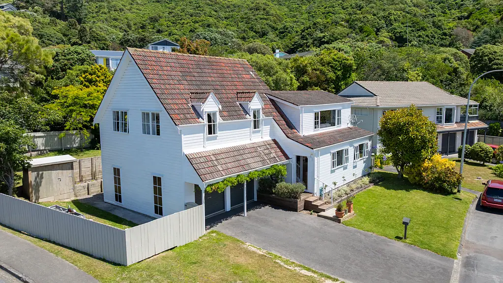 2 Newnham Court, Tawa, Wellington