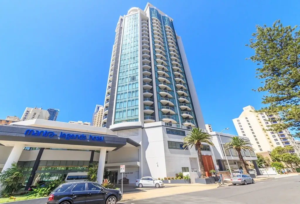 Surfers Paradise 2 Bedroom investment unit- Great Returns $1000 p.w  offers over $650,000