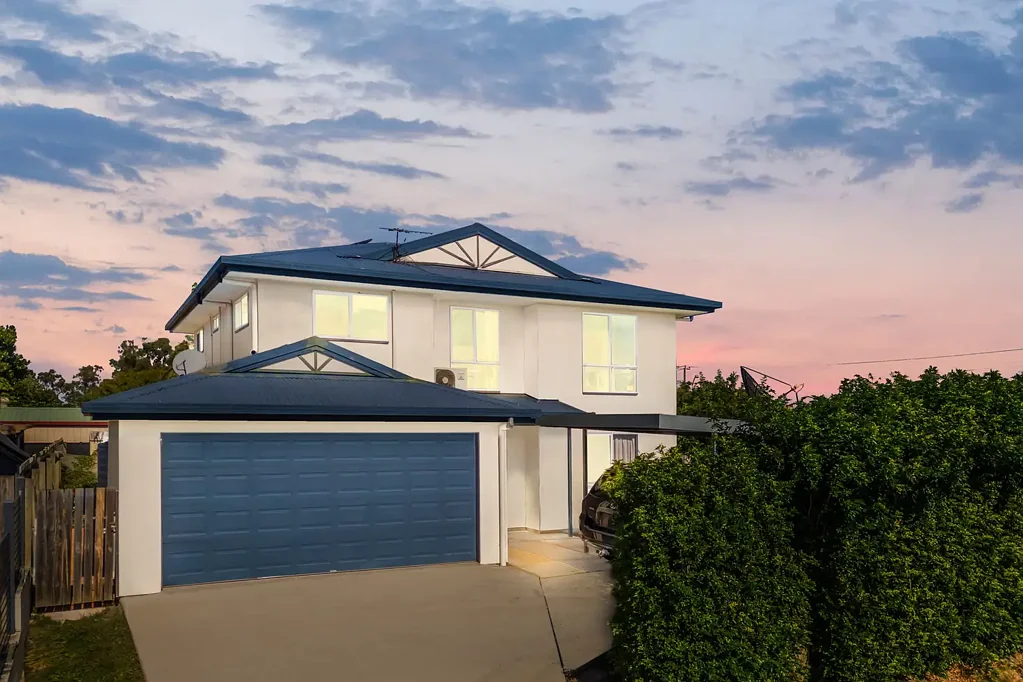 Inala 4બેડરૂમ North Facing Stylish Family Entertainer in Quiet Cul-de-Sac