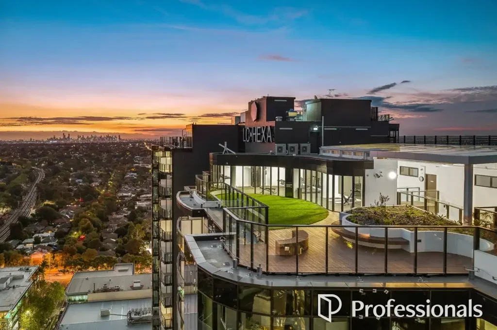 Modern and Stylish 2 Bedroom and 1 Study Home