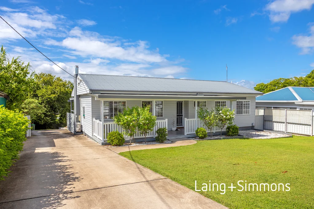 18 Edinburgh Drive, Taree, NSW 2430