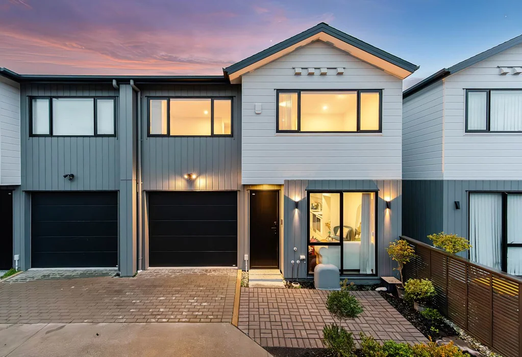 Northcross 3房  Luxury Duplex In Premium Location