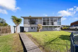 4 Pike Place, Mangere East