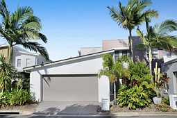 62 Venice Street, Burleigh Waters