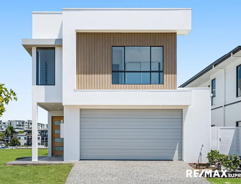 8938 The Point Circuit, Hope Island, QLD 4212, 4 Kuwarto, 2 Banyo, House